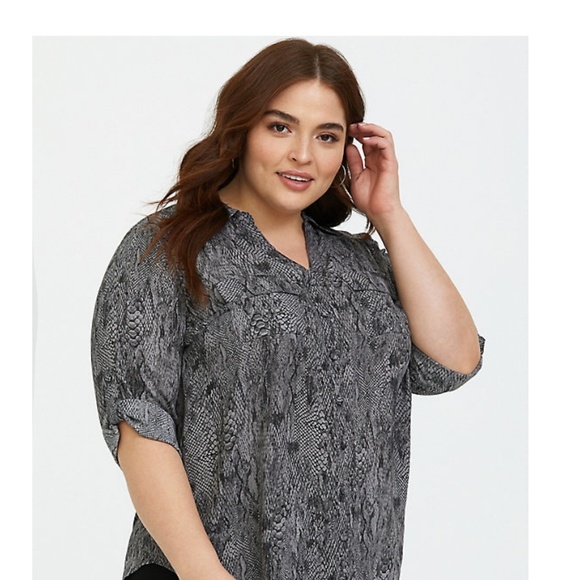 torrid Tops - Torrid grey snakeskin print blouse Sz L